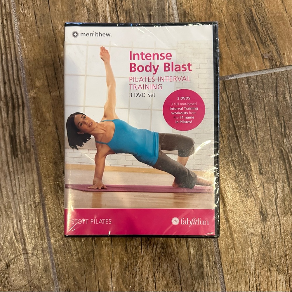 NWT STOTT PILATES INTENSE BODY BLAST